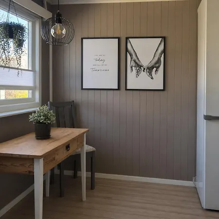 Appartement Cozy And Quiet With Outdoor Space *